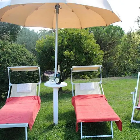 Appartement Sigliano Sleeps 4 Pool Wifi T763178 San Litardo
