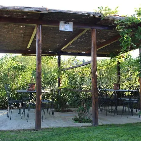 Sigliano Sleeps 4 Pool Wifi T763178 Apartamento