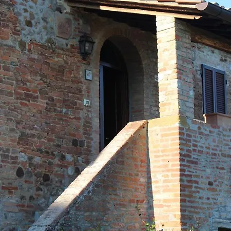 Sigliano Sleeps 4 Pool Wifi T763178 *