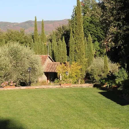 Sigliano Sleeps 4 Pool Wifi T763178 *