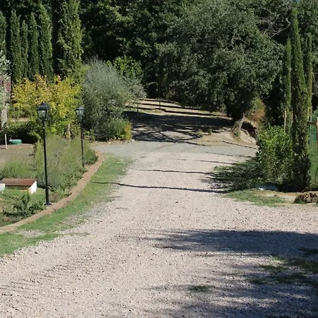 Appartement Sigliano Sleeps 4 Pool Wifi T763178 *
