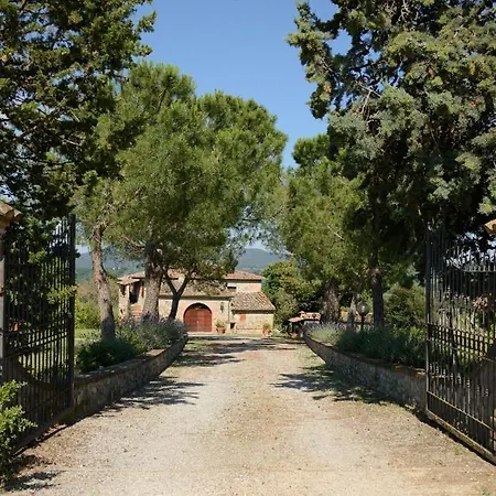 Sigliano Sleeps 4 Pool Wifi T763178