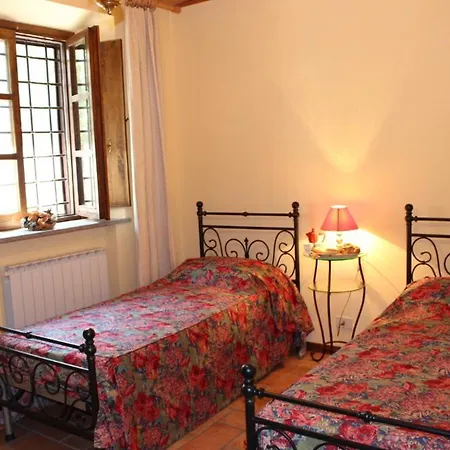 Sigliano Sleeps 4 Pool Wifi T763178 * San Litardo