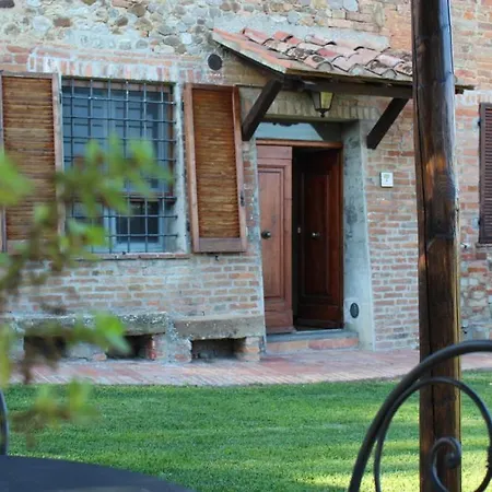 Sigliano Sleeps 4 Pool Wifi T763178 Apartamento San Litardo